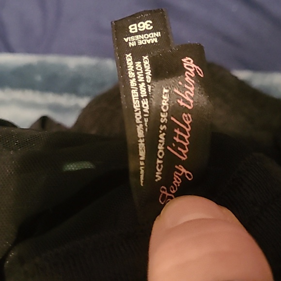 SEXY LITTLE THINGS lingerie (vintage) - Picture 3 of 14